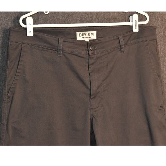 Devium Men's 34 Black Slacks Pants Made in USA - Picture 1 of 10